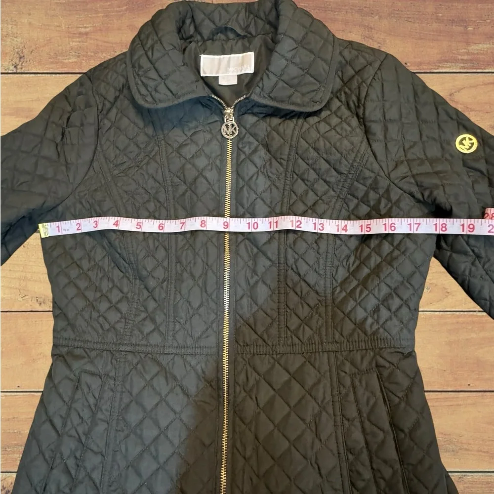 Michael Kors Women's Thin Diamond Quilted Spring Jacket With Gold Accents SizeXS - Picture 5 of 14